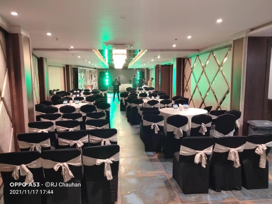 Rosetum Kasauli Hotel Buitenkant foto