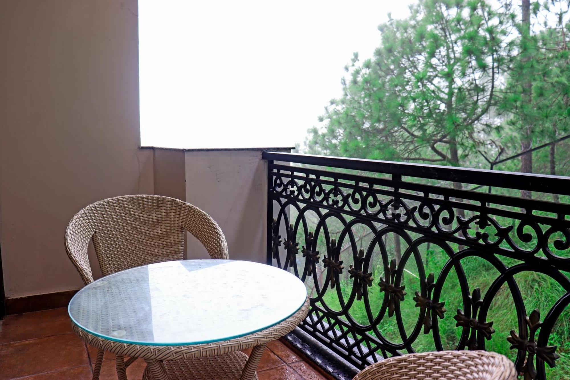 Rosetum Kasauli Hotel Buitenkant foto
